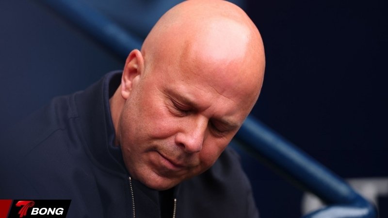 Arne Slot tại Liverpool từ chối hoàn toàn việc nói về danh hiệu